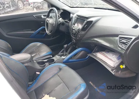 2013 Hyundai Veloster Turbo W/Blue z USA, uszkodzony, nr VIN KMHTC6AE9DU110816